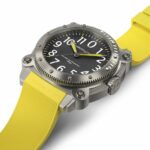 Orologio Hamilton Khaki Navy BelowZero Auto Titanium Giallo 46 mm