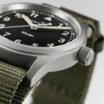 Orologio Hamilton Khaki Field Quartz Nero e Verde 33 mm